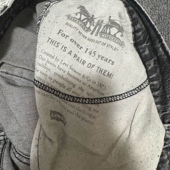 Levi's 541 Men's Athletic Fit Tapered black/gray Denim Jeans Size 42 x 32 - Picture 2 of 4